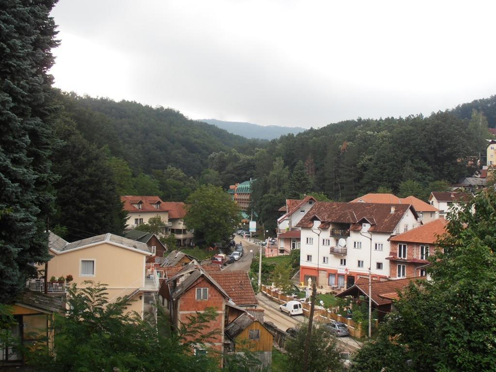 Guesthouse Edelnice Gornja Trepča Exterior foto