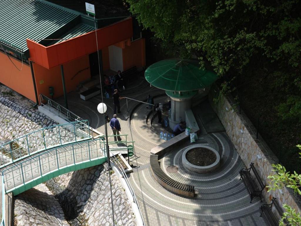 Guesthouse Edelnice Gornja Trepča Exterior foto