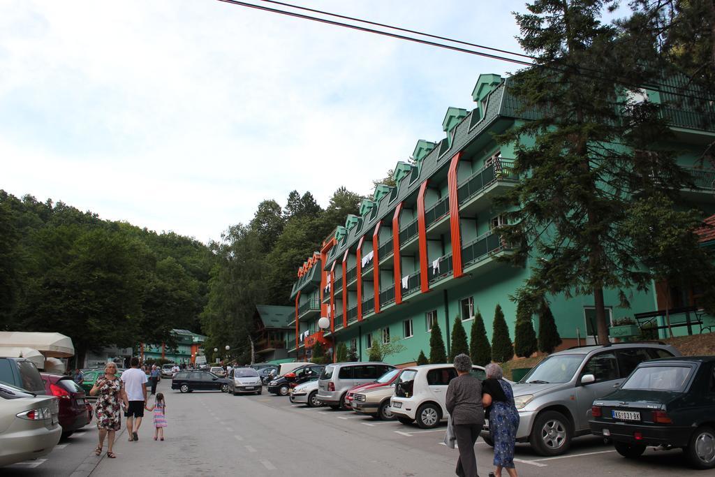 Guesthouse Edelnice Gornja Trepča Exterior foto